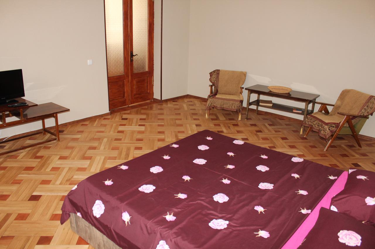 Guest House Stefanos Tbilisi ภายนอก รูปภาพ