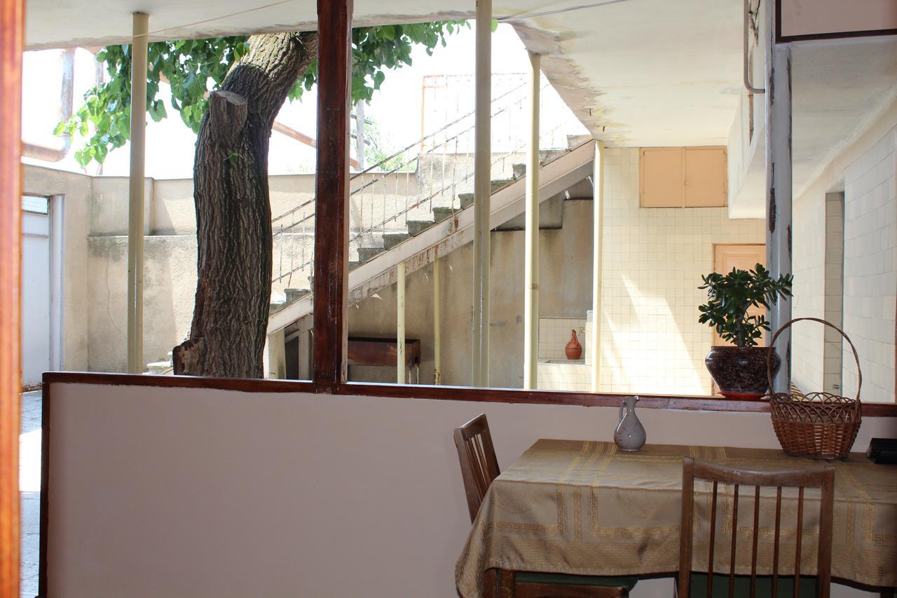 Guest House Stefanos Tbilisi ภายนอก รูปภาพ