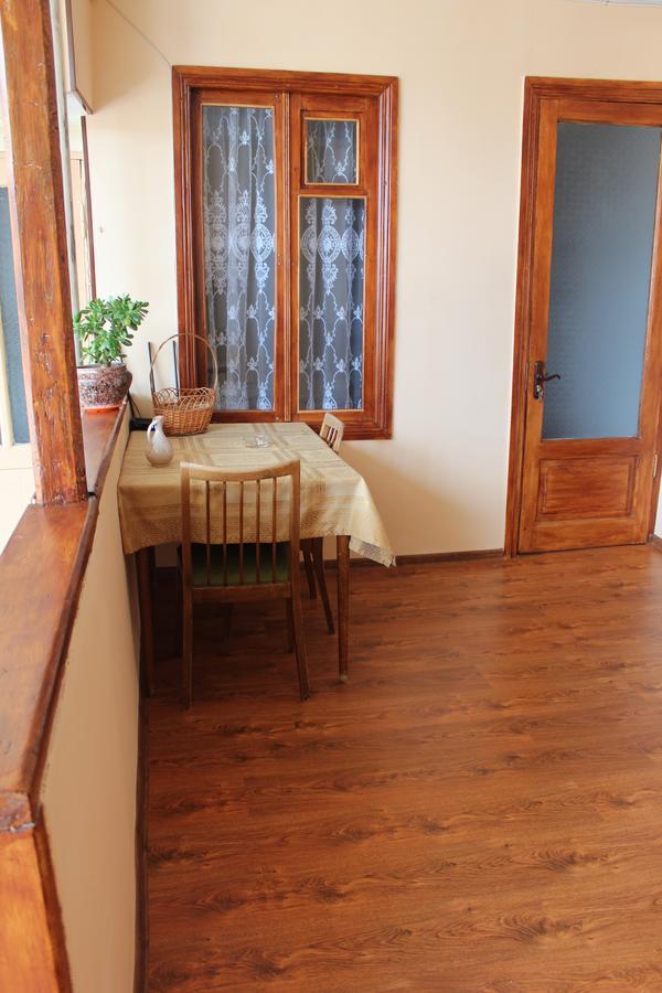 Guest House Stefanos Tbilisi ภายนอก รูปภาพ